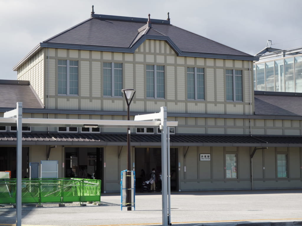 折尾駅正面