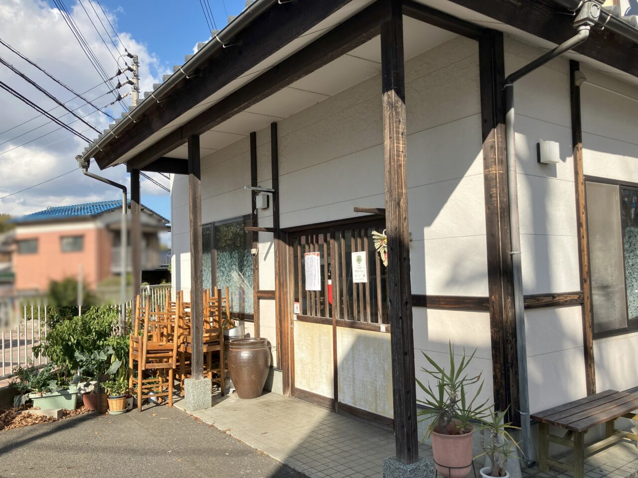 2025年に八幡西区のうどん屋まさが店内改装