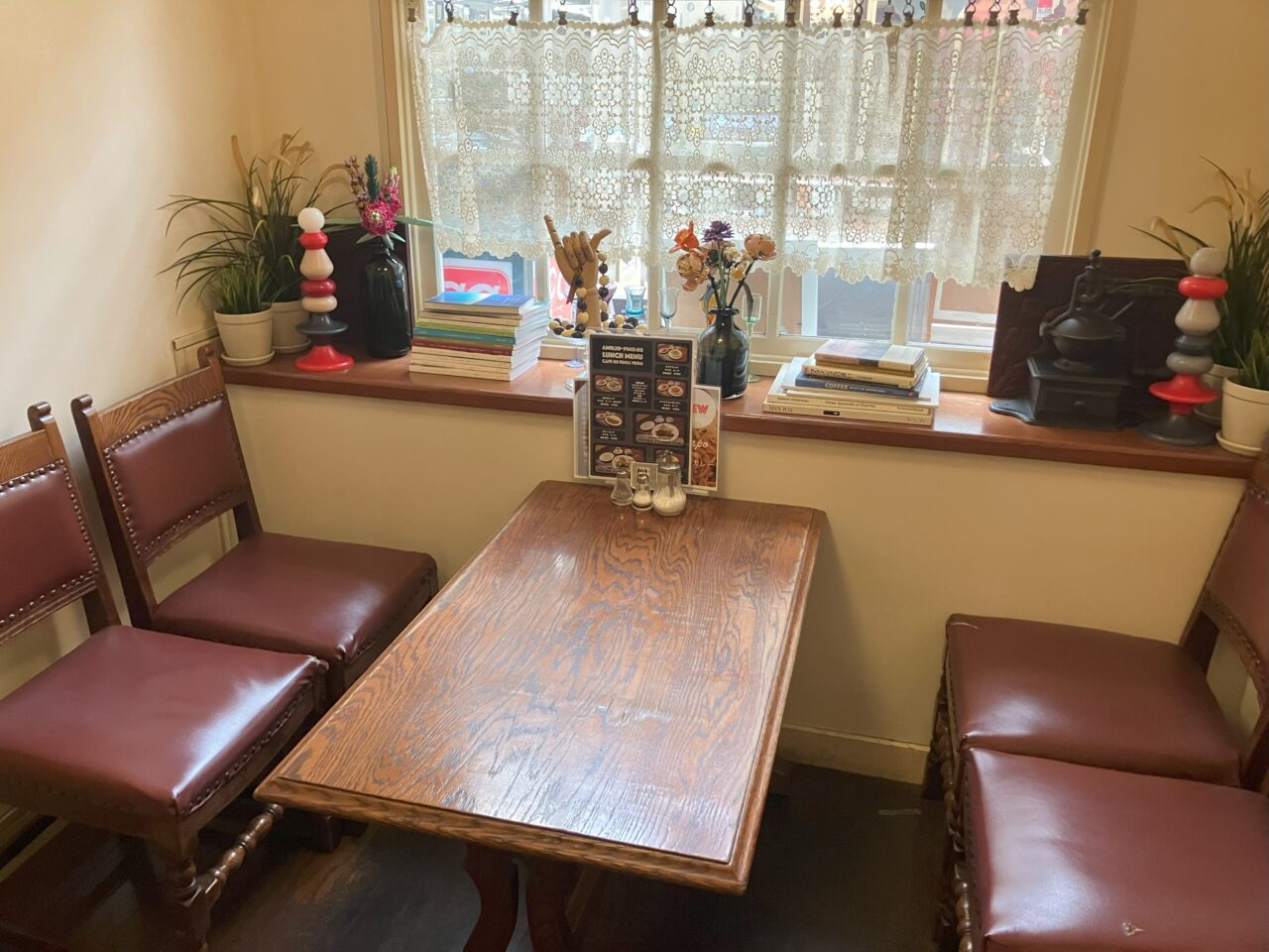 2025年に八幡東区のCafe de Frou Frou 喫茶フルフル