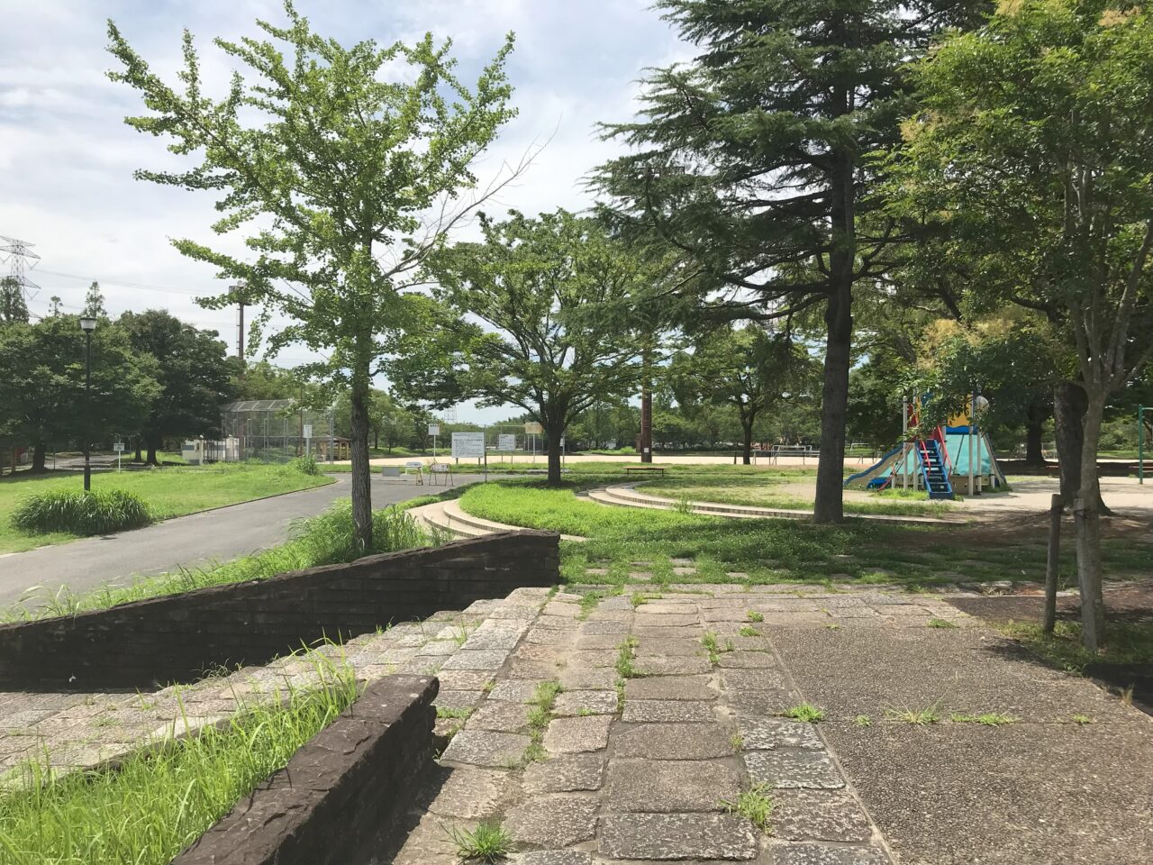 2025年に八幡西区で「第27回 八幡南お盆まつりと花火大会」が開催