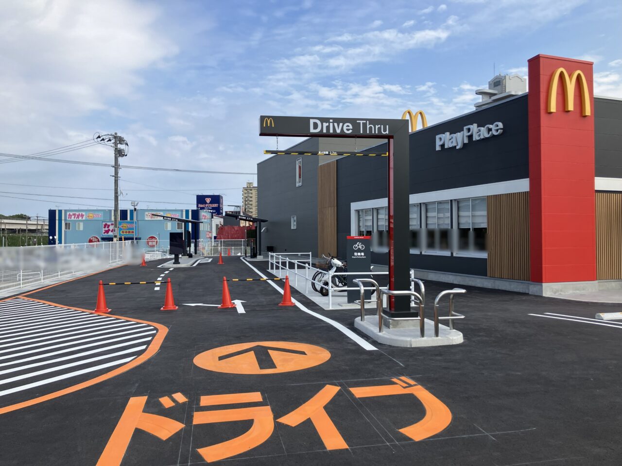 2025年に八幡西区に「マクドナルド フレスポ黒崎店」オープン