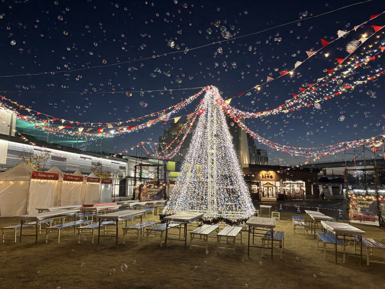 2025年に八幡東区で「THE OUTLETS KITAKYUSHU クリスマスマーケット」が開催