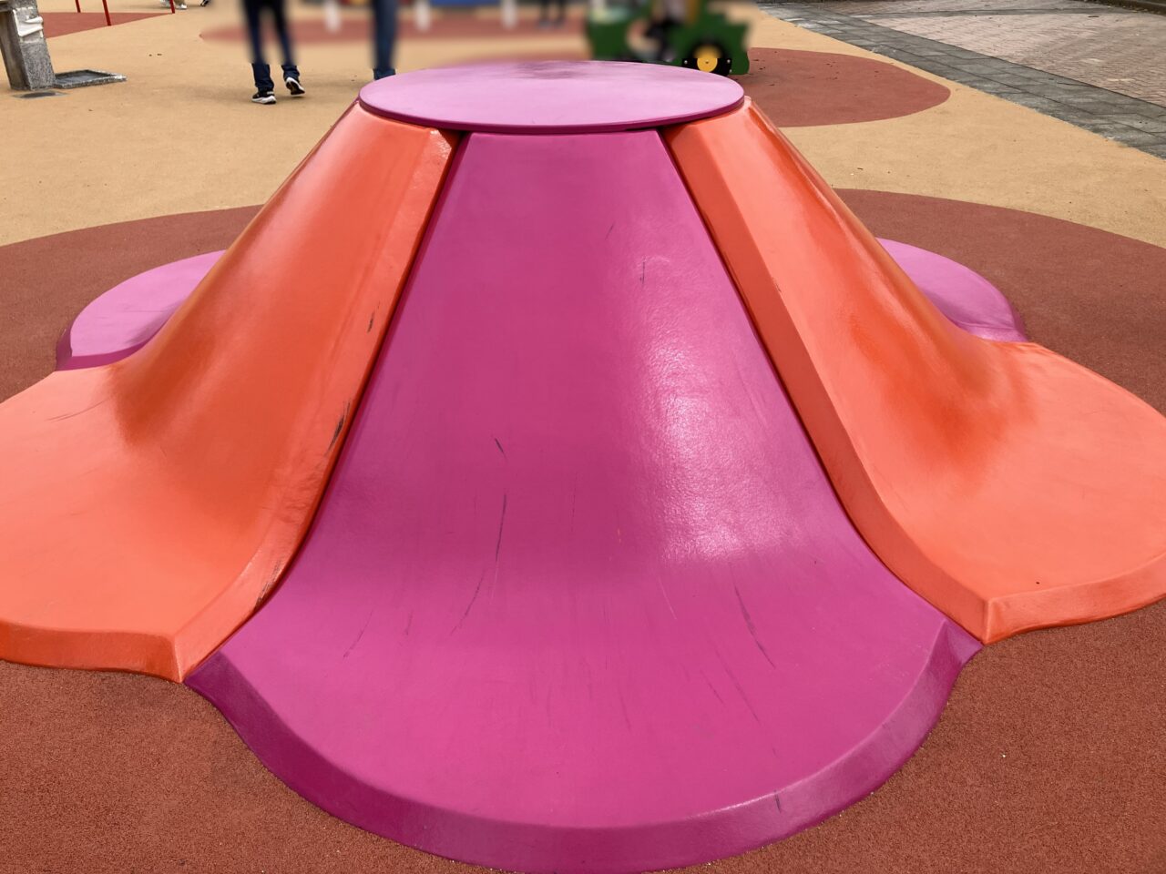 2026年に八幡東区の「県営中央公園」に、インクルーシブな遊具広場